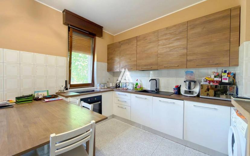 Quadrilocale via Padova 11, Centro, Muggiò — foto 17 di 38