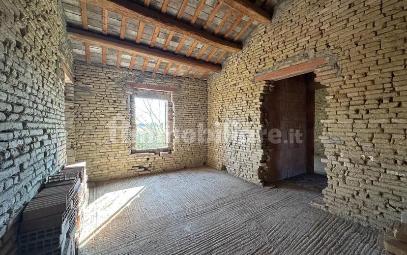 Rustico, da ristrutturare, 290 m², Santo Stefano - Gambellara, Ravenna — foto 2 di 31