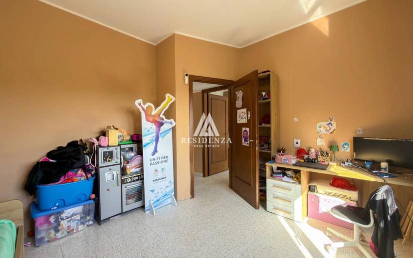 Quadrilocale via Padova 11, Centro, Muggiò — foto 3 di 38