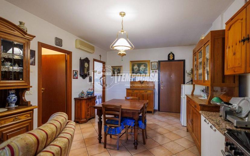 Trilocale via Rosa Romeo 22, Centro, Sala Baganza — foto 2 di 22