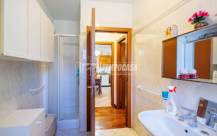 Trilocale via Rosa Romeo 22, Centro, Sala Baganza — foto 17 di 22