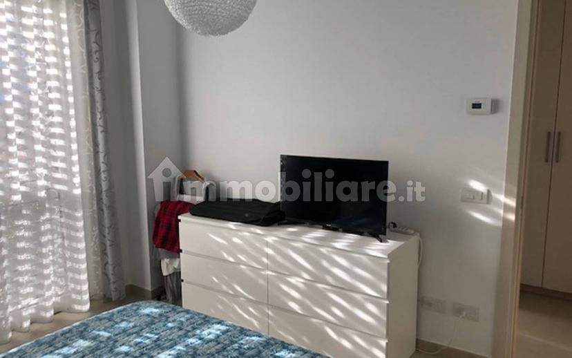 Bilocale corso 25 Aprile, Centro, Gavirate — foto 2 di 18