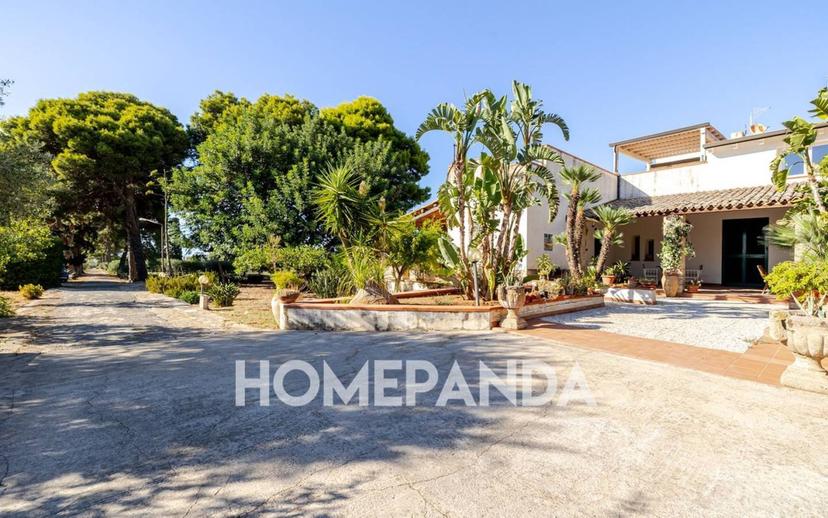 Villa unifamiliare via degli Agrumi, Centro, Cinisi — foto 2 di 48