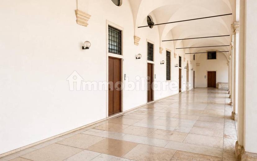 Trilocale Contrà Santa Caterina, Centro Storico, Vicenza — foto 16 di 20