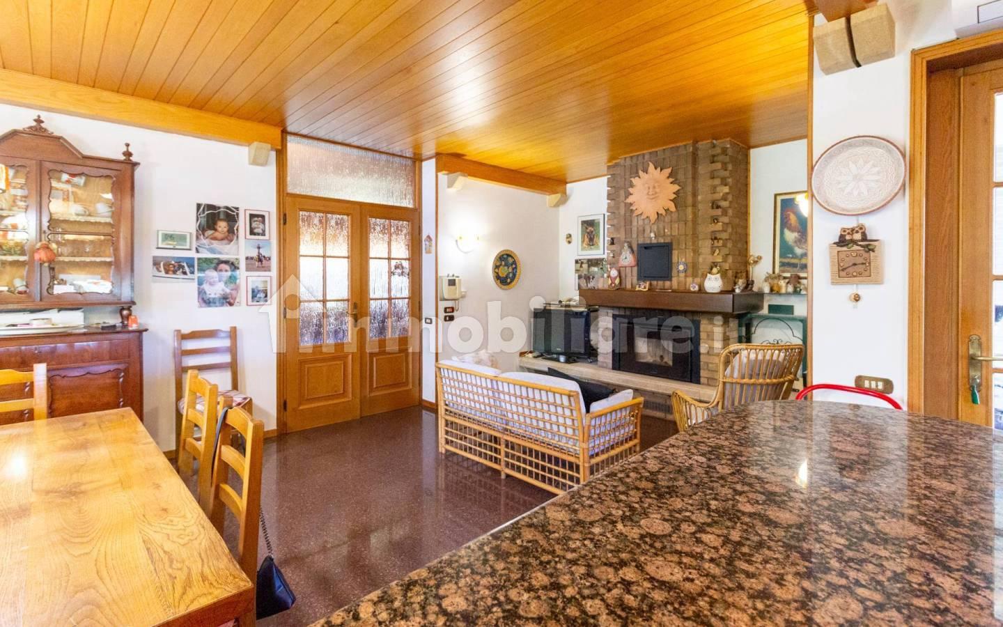 Villa unifamiliare via Pontebbana 17, Fiume Veneto