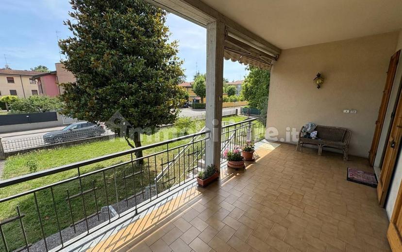 Villa unifamiliare via Gramsci 8, Trecasali, Sissa Trecasali — foto 9 di 32