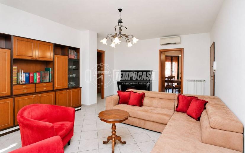 Trilocale via Novara, Centro, Trecate — foto 29 di 37