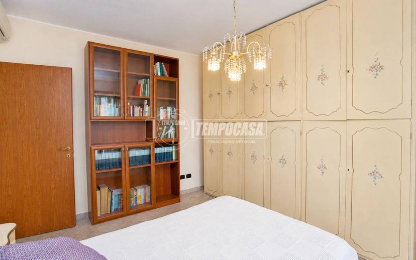 Trilocale via Novara, Centro, Trecate — foto 2 di 37
