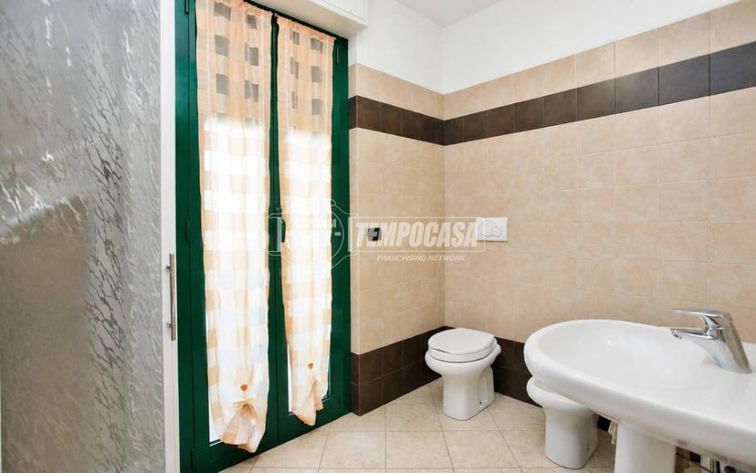 Trilocale via Novara, Centro, Trecate — foto 17 di 37