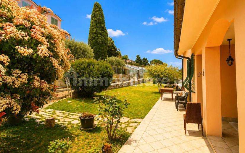 Villa unifamiliare Strada Privata Delle Rose, Solaro, Sanremo — foto 9 di 23
