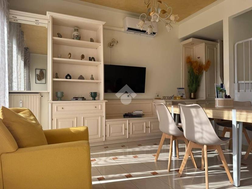 Trilocale viale Guglielmo Marconi 2, Centro, Sirmione — foto 25 di 29