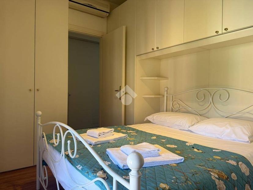 Trilocale viale Guglielmo Marconi 2, Centro, Sirmione — foto 27 di 29
