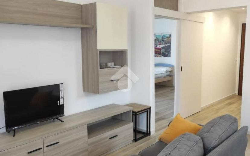 Trilocale via adria 17, Borgo Roma, Verona