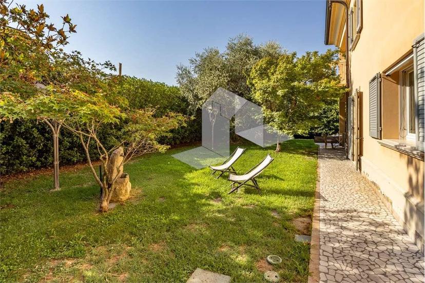 Villa bifamiliare, ottimo stato, 346 m², Canali - Capriolo, Reggio Emilia — foto 9 di 41