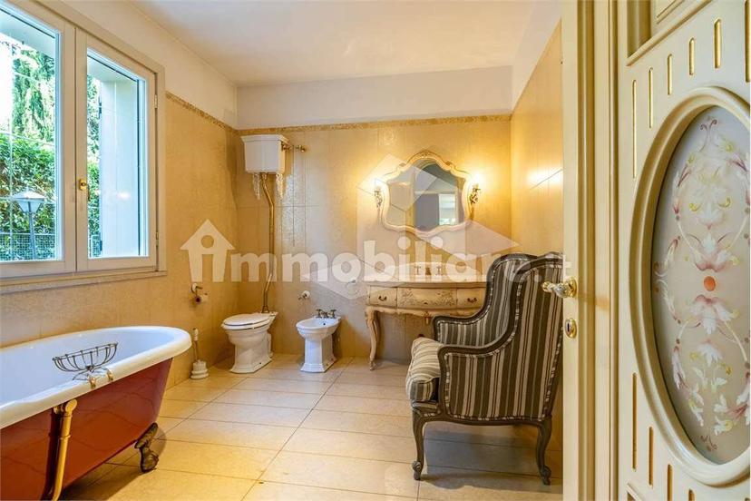 Villa bifamiliare, ottimo stato, 346 m², Canali - Capriolo, Reggio Emilia — foto 29 di 41
