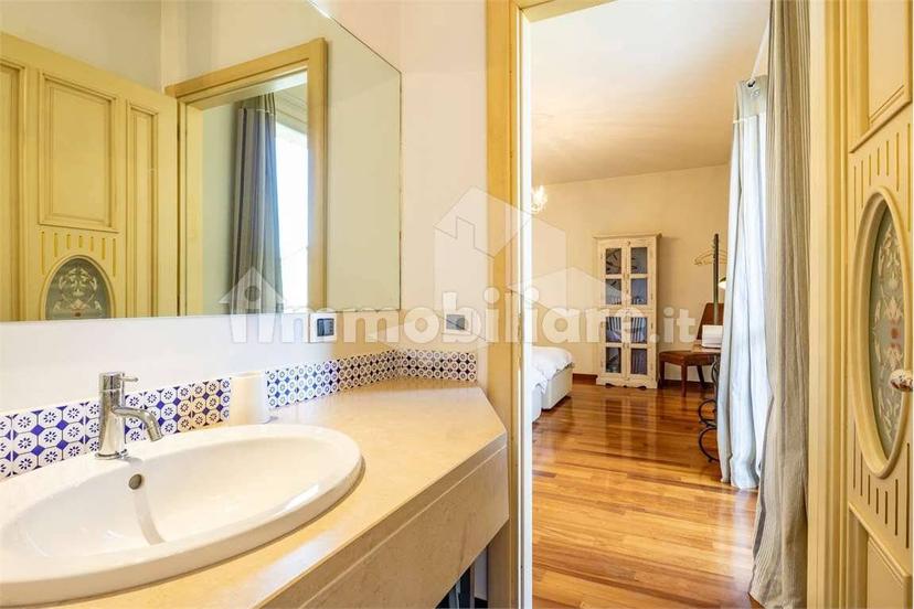 Villa bifamiliare, ottimo stato, 346 m², Canali - Capriolo, Reggio Emilia — foto 40 di 41