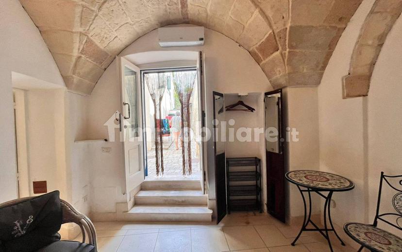 Bilocale via G. M. Laggetto 18, Centro, Otranto — foto 3 di 36