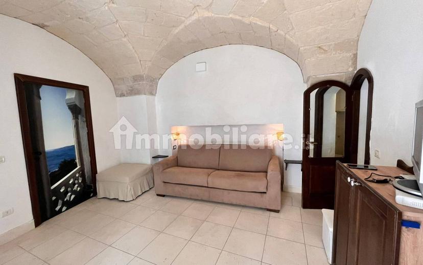 Bilocale via G. M. Laggetto 18, Centro, Otranto — foto 6 di 36