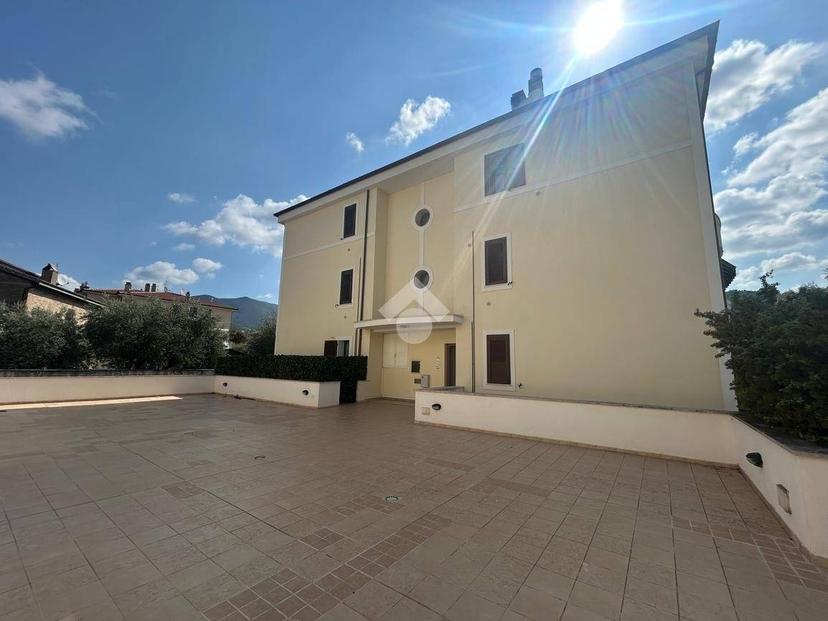 Trilocale via Flaminia Sud, Vescia, Belfiore, Scanzano, Foligno — foto 24 di 24