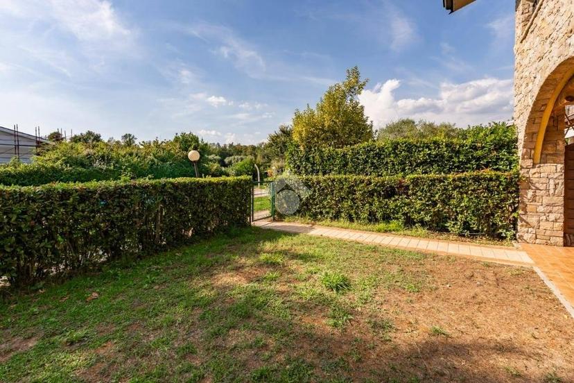 Trilocale via Montiroli, San Felice del Benaco — foto 20 di 49