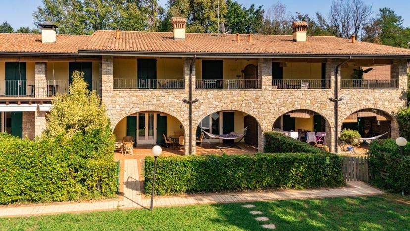 Trilocale via Montiroli, San Felice del Benaco — foto 37 di 49