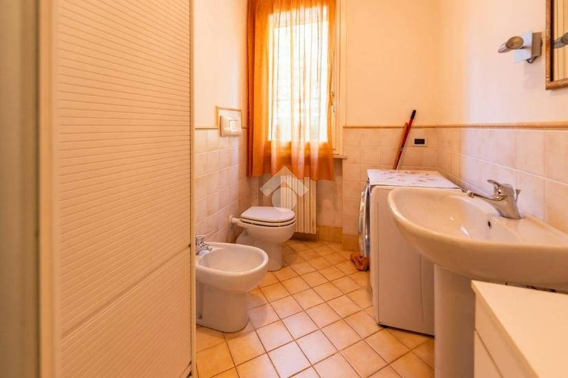 Trilocale via Montiroli, San Felice del Benaco — foto 11 di 49