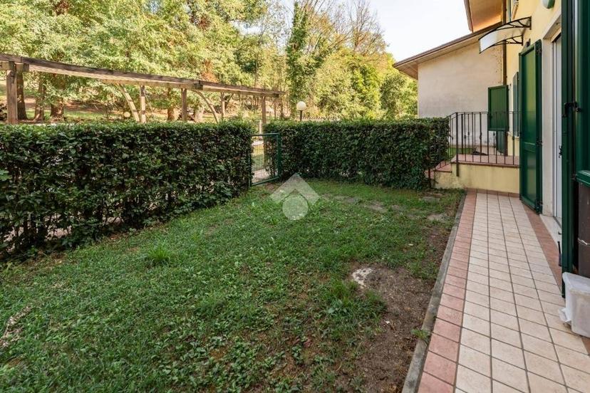 Trilocale via Montiroli, San Felice del Benaco — foto 47 di 49