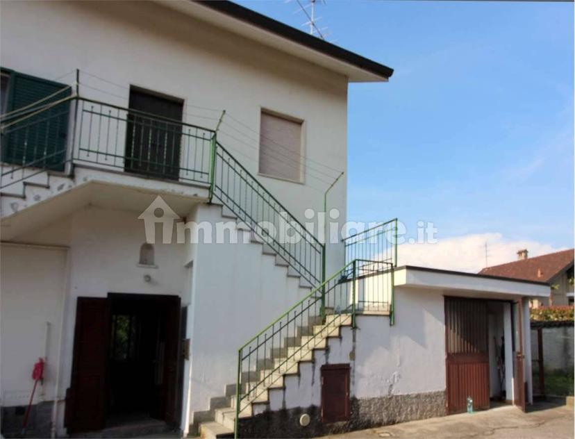 Bilocale via Dante, 18, Roncello — foto 2 di 16