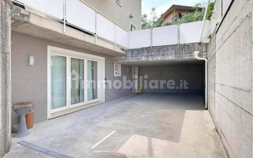 Villa unifamiliare via Gaslago 32, Centro, Polpenazze del Garda — foto 12 di 30