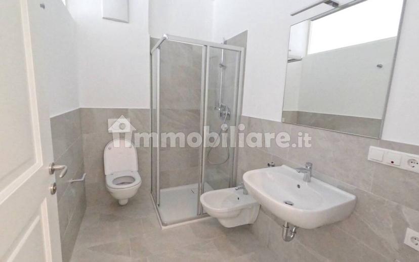 Bilocale ottimo stato, secondo piano, Centro, Merano — foto 13 di 13