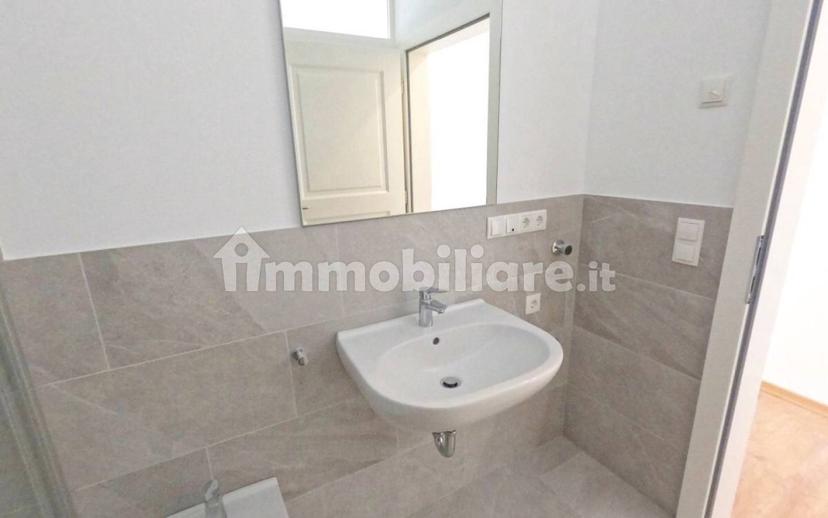 Bilocale ottimo stato, secondo piano, Centro, Merano — foto 8 di 13