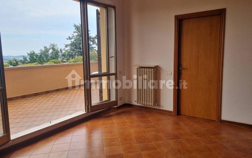 Quadrilocale buono stato, secondo piano, Centro, Osimo — foto 3 di 15