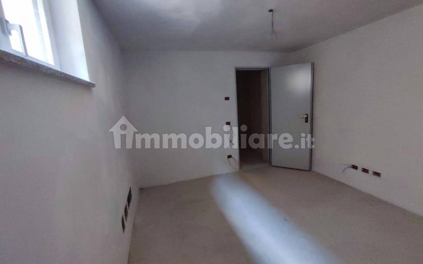 Trilocale via Valtrighe, Centro, Terno d'Isola — foto 5 di 33