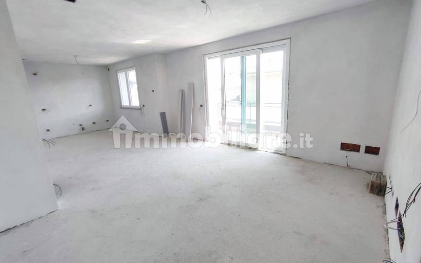 Trilocale via Valtrighe, Centro, Terno d'Isola — foto 6 di 33