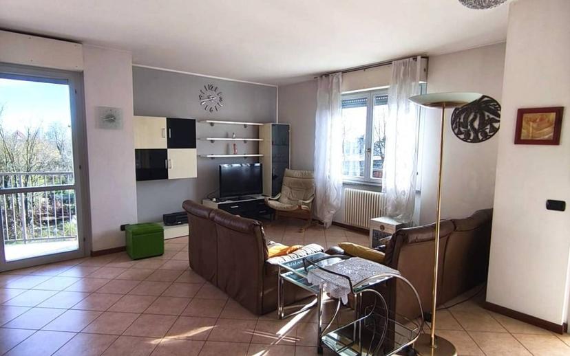 Trilocale via Roma 11, Gorla Minore — foto 6 di 13