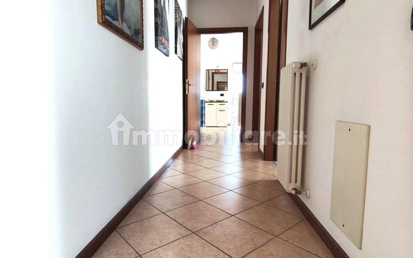 Trilocale via Roma 11, Gorla Minore — foto 13 di 13