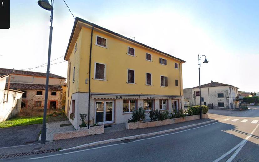 Casale via Guglielmo Marcomi 11, Sega, Cavaion Veronese — foto 3 di 10