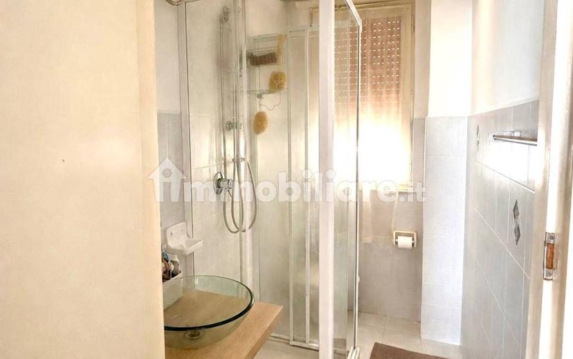 Trilocale via Baldassare Zamparrone 50, Malaspina, Palermo