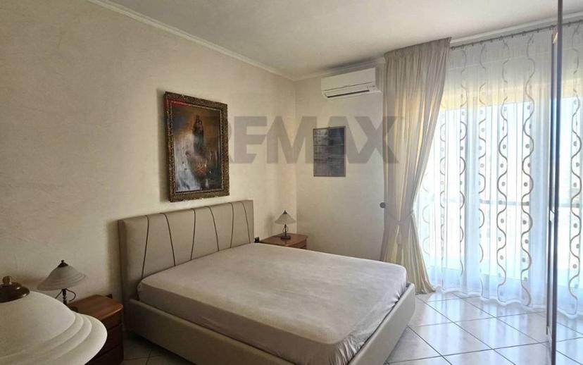 Quadrilocale buono stato, settimo piano, Trani — foto 3 di 36