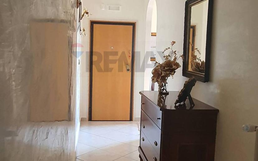 Quadrilocale buono stato, settimo piano, Trani — foto 13 di 36