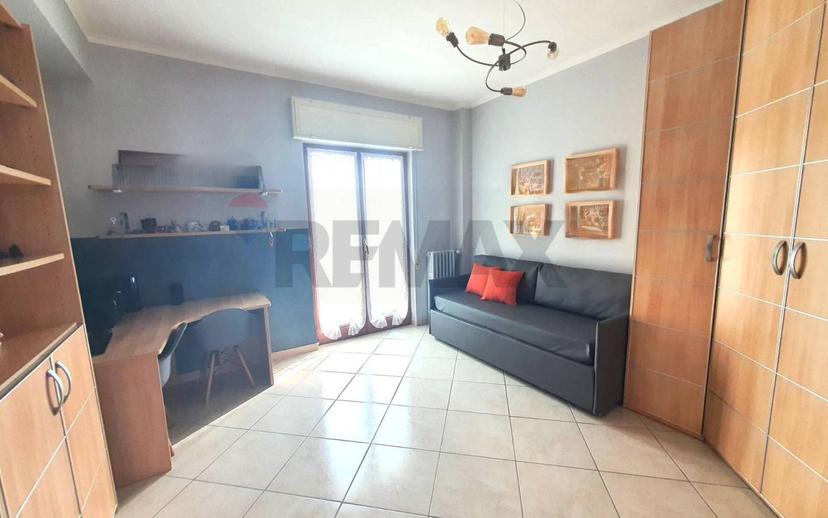 Quadrilocale buono stato, settimo piano, Trani — foto 22 di 36