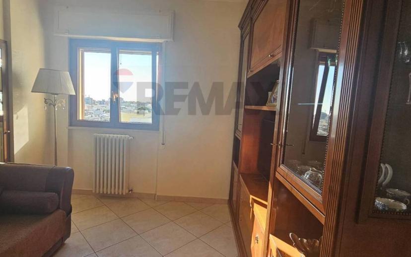 Quadrilocale buono stato, settimo piano, Trani — foto 18 di 36