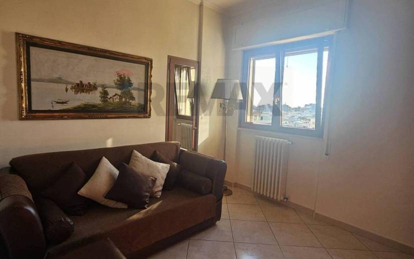 Quadrilocale buono stato, settimo piano, Trani — foto 12 di 36