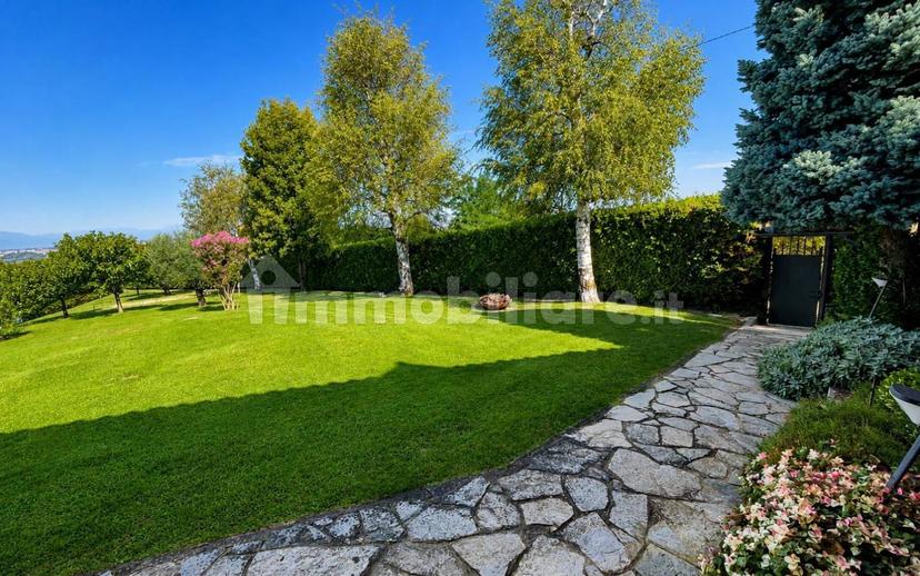 Villa unifamiliare via La Morra, Cherasco — foto 4 di 38