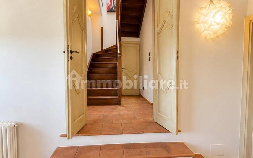 Villa unifamiliare via La Morra, Cherasco — foto 9 di 38