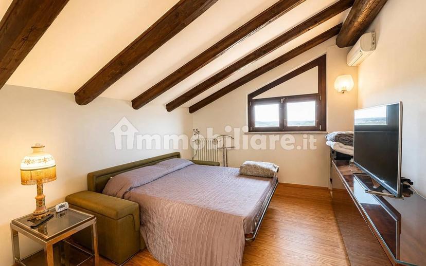 Villa unifamiliare via La Morra, Cherasco — foto 12 di 38