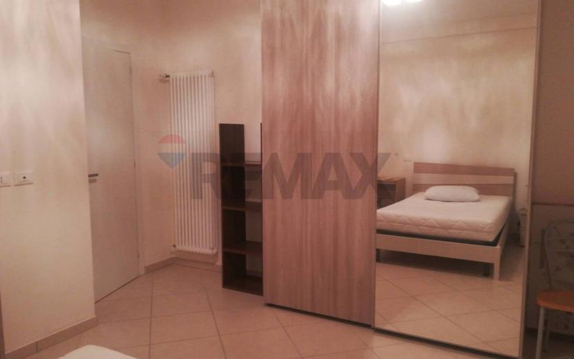 Stanza in affitto in appartamento Santa Barbara - San Sisto, L'Aquila — foto 8 di 14