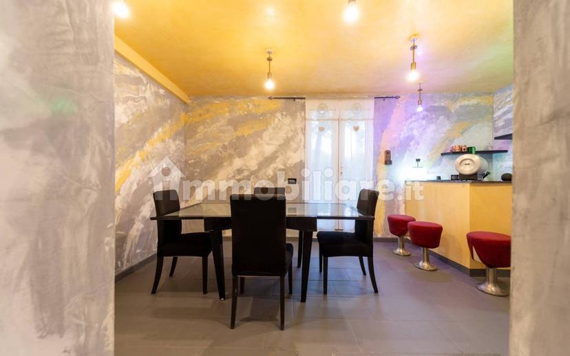 Villa a schiera via Martiri della Libertà, Ponte Taro, Fontevivo — foto 2 di 17