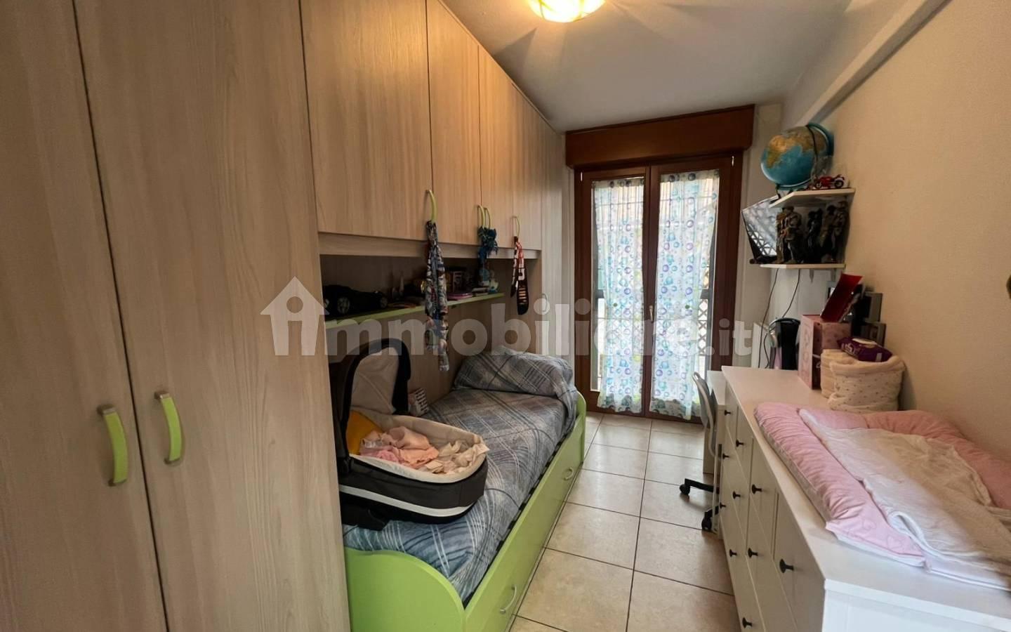 Trilocale via Francesco Nullo 4, Stezzano