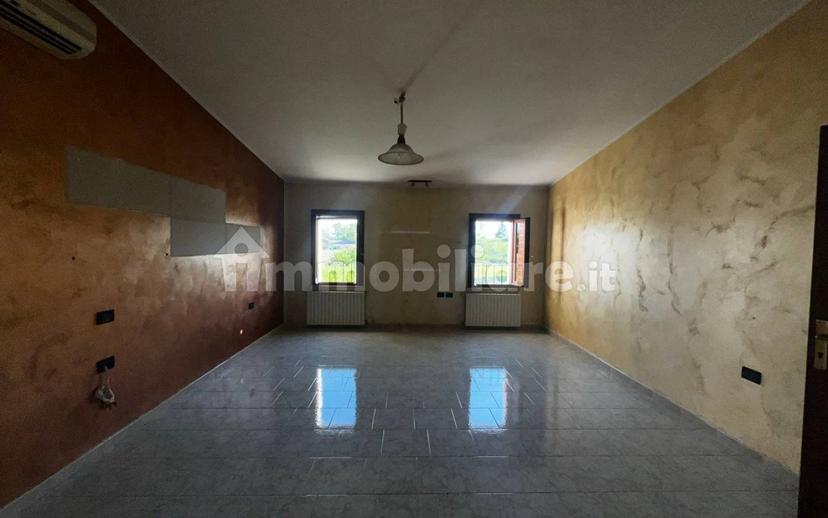 Villa unifamiliare Strada Riviera Mincio, Formigosa Castelletto Borgo, Mantova — foto 16 di 31